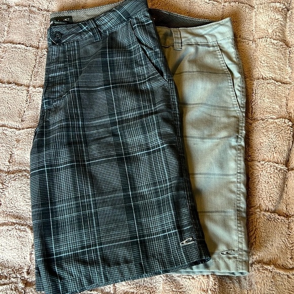 O'Neill Other - TWO O’Neil Men’s Shorts - Size 32